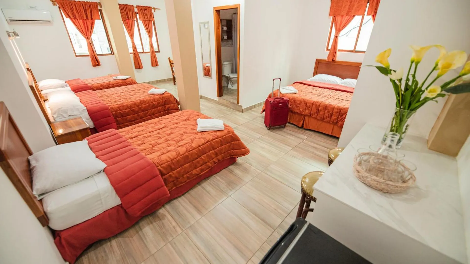 Suites En El Centro Puerto Ayora  0*, Puerto Ayora (Galapagos Islands) Ecuador